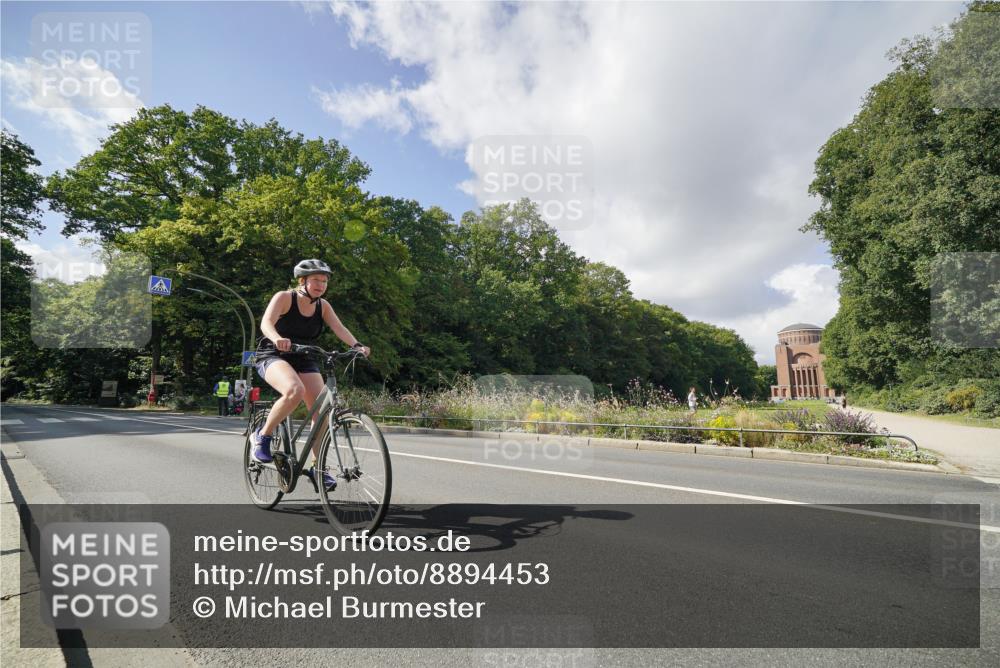 14.09.2025 - Stadtparktriathlon Michael Burmester http://msf.ph/oto/8894453 14.09.2025 12:22:56 Radfahren 1055, 1228, 1236, 1254, 1285, 1289, 1311 meine-sportfotos.de