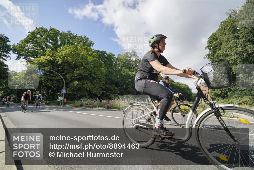 14.09.2025 - Stadtparktriathlon Michael Burmester http://msf.ph/oto/8894463 14.09.2025 12:23:28 Radfahren 1129, 1152, 1172, 1203, 1211, 1231, 1268, 1272, 1275, 1294 meine-sportfotos.de