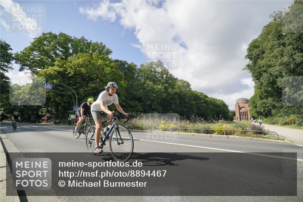 14.09.2025 - Stadtparktriathlon Michael Burmester http://msf.ph/oto/8894467 14.09.2025 12:23:32 Radfahren 1129, 1152, 1172, 1203, 1211, 1231, 1268, 1272, 1275 meine-sportfotos.de