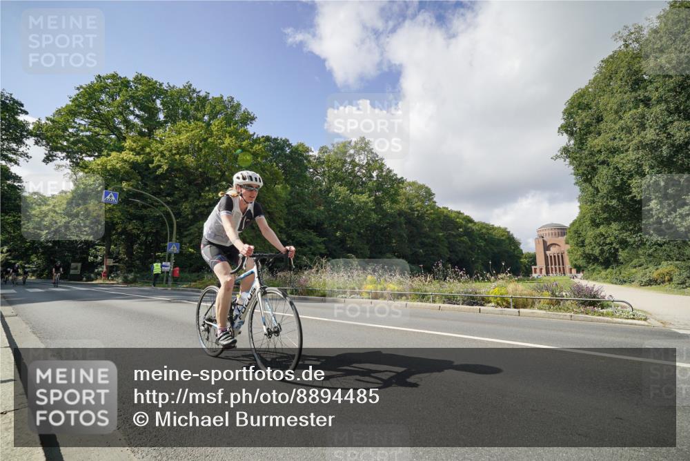 14.09.2025 - Stadtparktriathlon Michael Burmester http://msf.ph/oto/8894485 14.09.2025 12:24:48 Radfahren 1133, 1158, 1205, 1210, 1239, 1261, 1287, 1317 meine-sportfotos.de