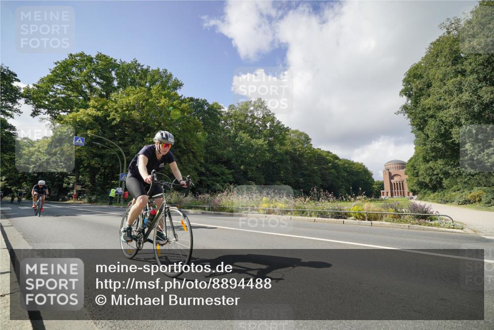 14.09.2025 - Stadtparktriathlon Michael Burmester http://msf.ph/oto/8894488 14.09.2025 12:24:52 Radfahren 1133, 1205, 1239, 1249, 1261, 1276, 1287, 1306, 1317 meine-sportfotos.de