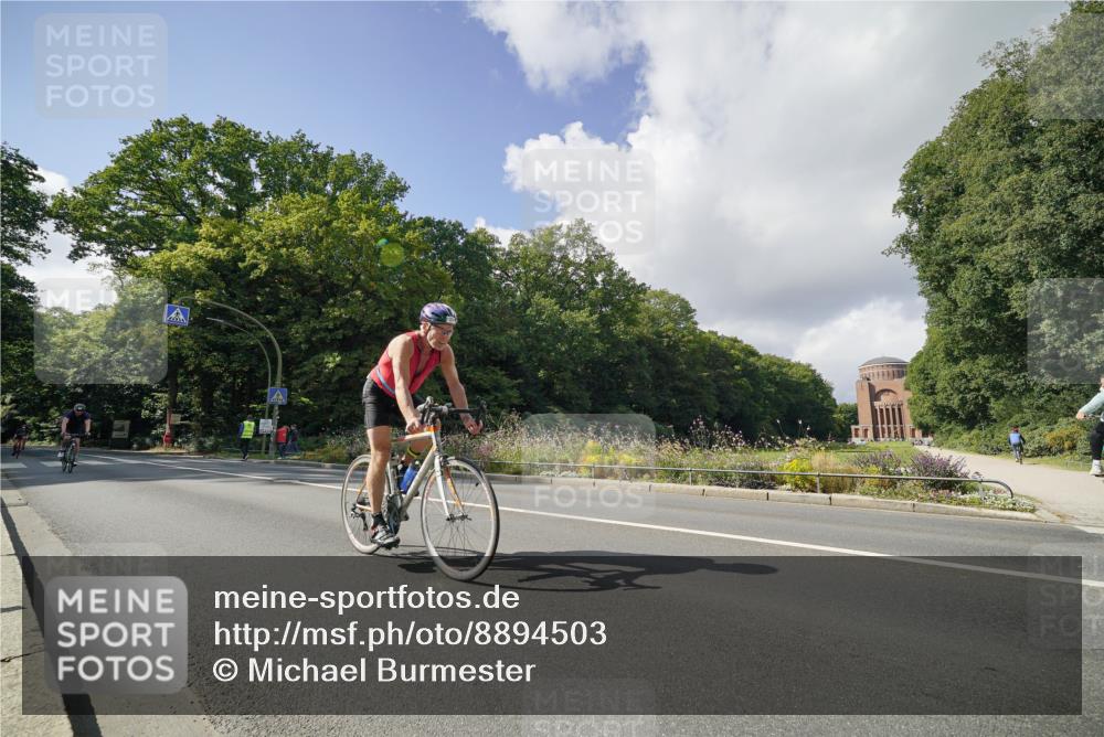 14.09.2025 - Stadtparktriathlon Michael Burmester http://msf.ph/oto/8894503 14.09.2025 12:25:12 Radfahren 1150, 1163, 1187, 1208, 1255, 1307 meine-sportfotos.de