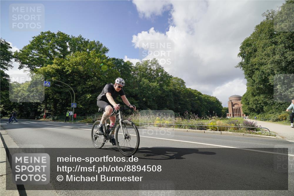 14.09.2025 - Stadtparktriathlon Michael Burmester http://msf.ph/oto/8894508 14.09.2025 12:25:22 Radfahren 1139, 1148, 1224, 1255 meine-sportfotos.de