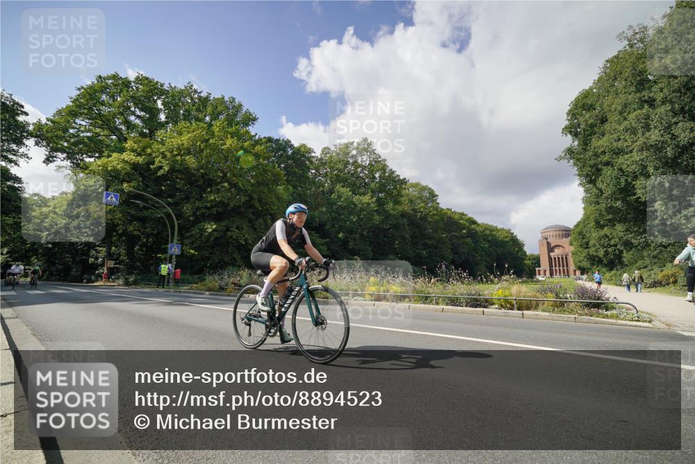 14.09.2025 - Stadtparktriathlon Michael Burmester http://msf.ph/oto/8894523 14.09.2025 12:25:50 Radfahren 1100, 1132, 1144, 1167, 1170, 1229, 1245, 1247 meine-sportfotos.de