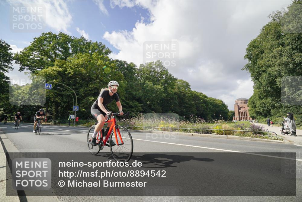 14.09.2025 - Stadtparktriathlon Michael Burmester http://msf.ph/oto/8894542 14.09.2025 12:26:53 Radfahren 1128, 1160, 1189, 1280, 1303, 1314 meine-sportfotos.de
