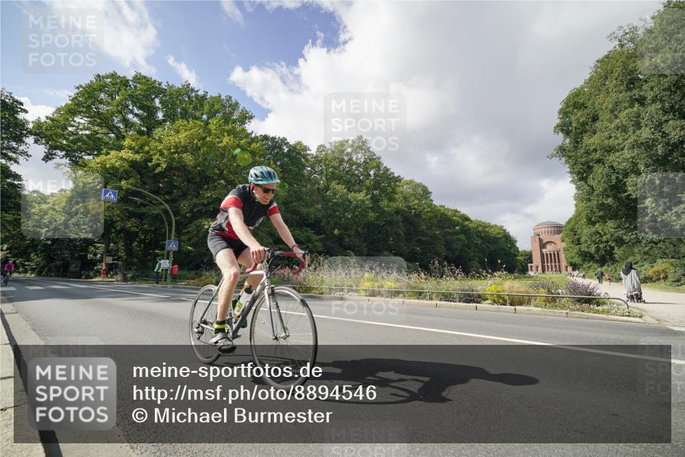 14.09.2025 - Stadtparktriathlon Michael Burmester http://msf.ph/oto/8894546 14.09.2025 12:26:58 Radfahren 1160, 1189, 1218, 1250, 1280, 1303, 1314 meine-sportfotos.de