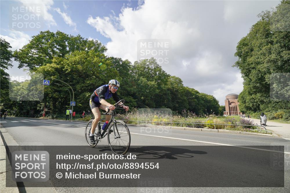 14.09.2025 - Stadtparktriathlon Michael Burmester http://msf.ph/oto/8894554 14.09.2025 12:27:20 Radfahren 1146, 1176, 1217, 1242, 1267 meine-sportfotos.de