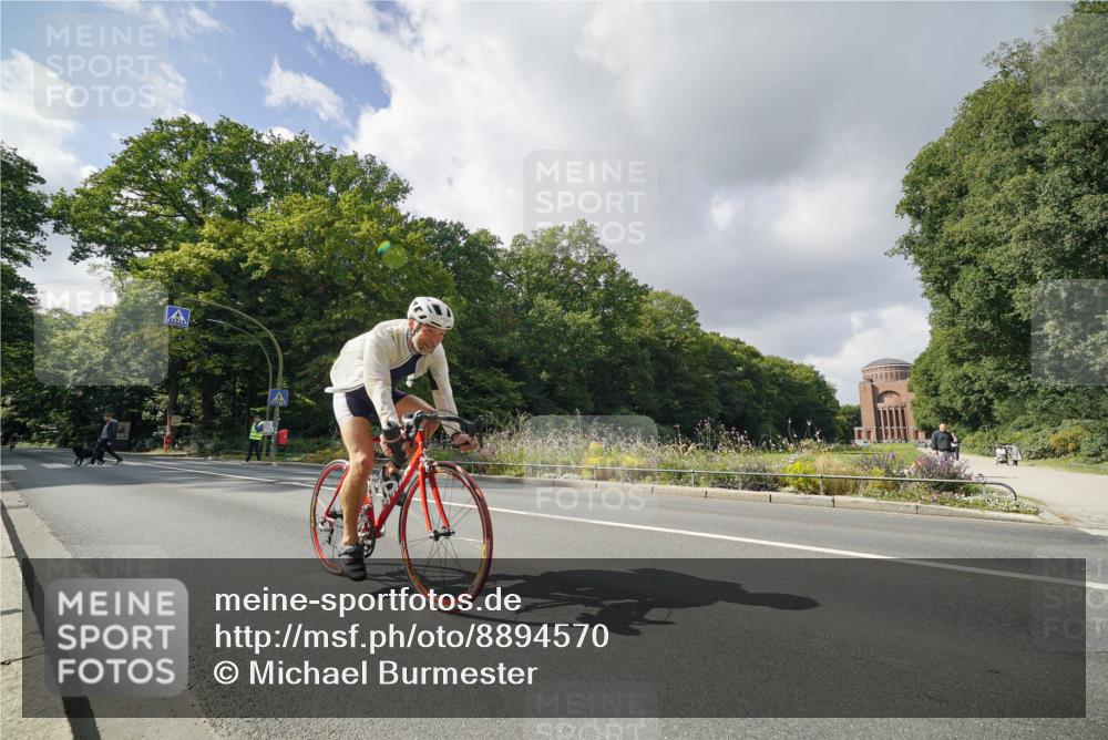 14.09.2025 - Stadtparktriathlon Michael Burmester http://msf.ph/oto/8894570 14.09.2025 12:28:00 Radfahren 1123, 1137, 1171, 1175, 1283 meine-sportfotos.de