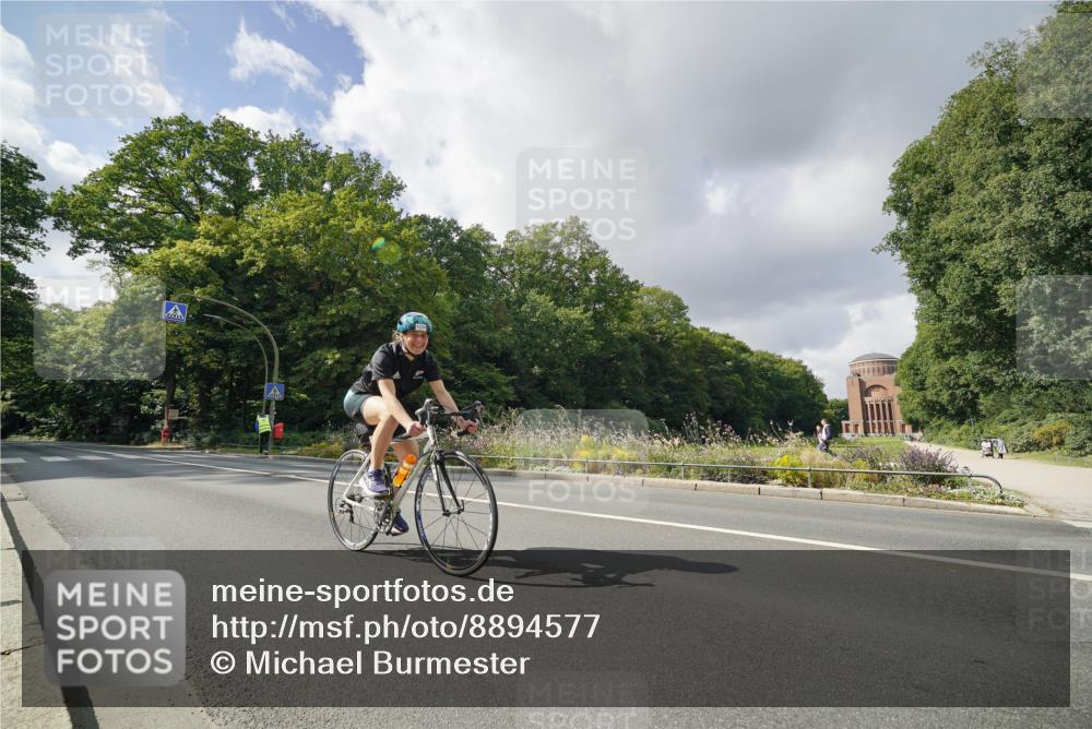 14.09.2025 - Stadtparktriathlon Michael Burmester http://msf.ph/oto/8894577 14.09.2025 12:28:13 Radfahren 1147, 1244, 1256, 1283 meine-sportfotos.de