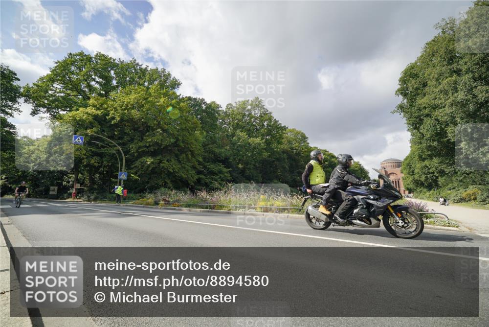 14.09.2025 - Stadtparktriathlon Michael Burmester http://msf.ph/oto/8894580 14.09.2025 12:28:30 Radfahren 1122, 1169 meine-sportfotos.de