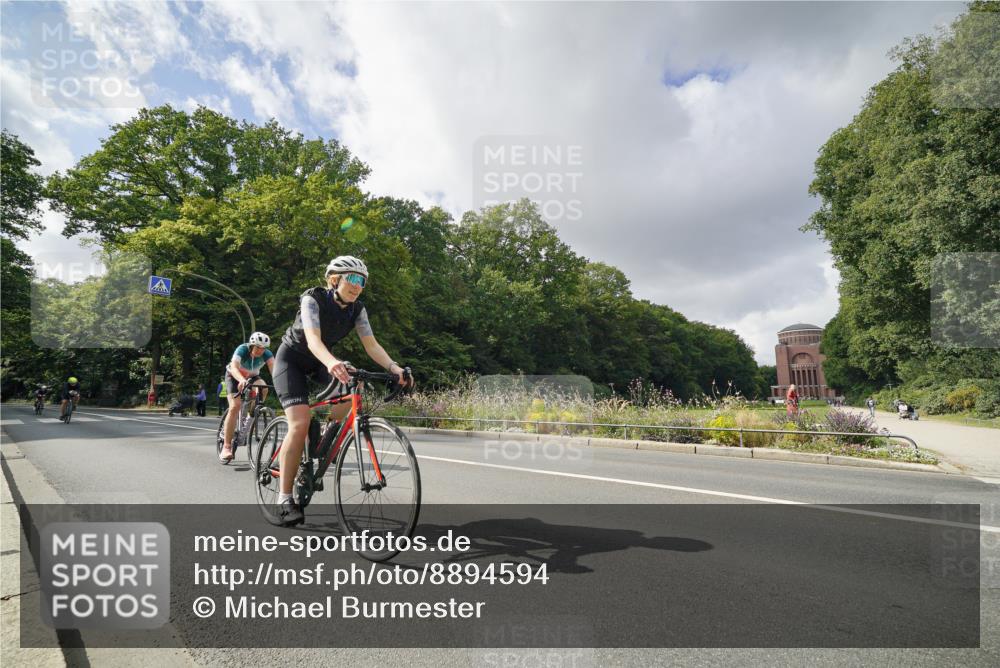 14.09.2025 - Stadtparktriathlon Michael Burmester http://msf.ph/oto/8894594 14.09.2025 12:29:10 Radfahren 1142, 1157, 1219, 1257, 1292, 1293, 1319 meine-sportfotos.de