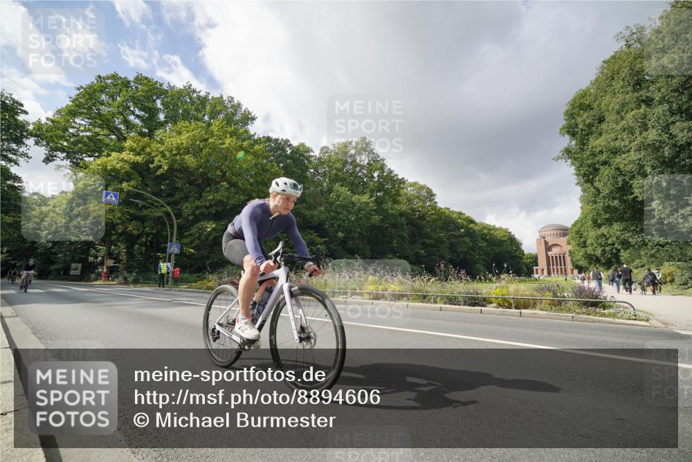 14.09.2025 - Stadtparktriathlon Michael Burmester http://msf.ph/oto/8894606 14.09.2025 12:29:51 Radfahren 1134, 1159, 1183, 1204, 1241, 1298, 1311, 1316 meine-sportfotos.de