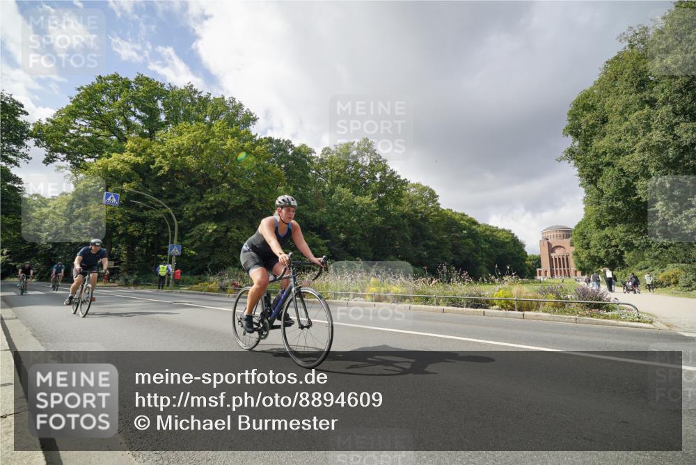 14.09.2025 - Stadtparktriathlon Michael Burmester http://msf.ph/oto/8894609 14.09.2025 12:29:56 Radfahren 1134, 1159, 1180, 1183, 1241, 1311, 1316 meine-sportfotos.de
