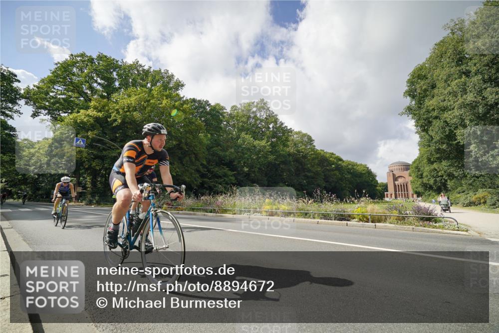 14.09.2025 - Stadtparktriathlon Michael Burmester http://msf.ph/oto/8894672 14.09.2025 12:32:56 Radfahren 1163, 1193, 1202, 1210, 1249, 1274, 1306, 1310 meine-sportfotos.de
