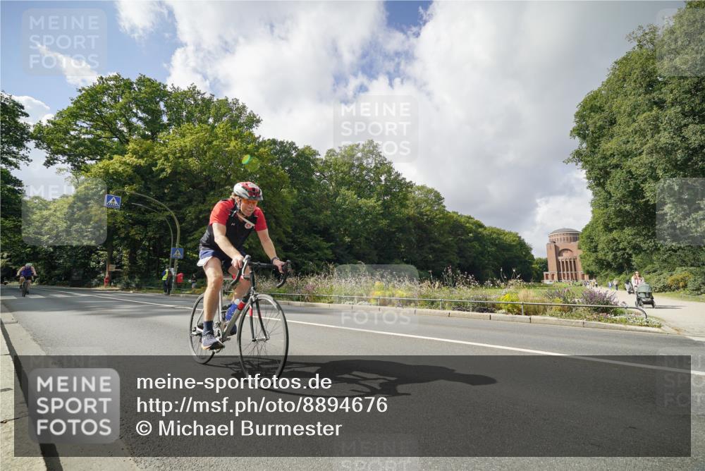 14.09.2025 - Stadtparktriathlon Michael Burmester http://msf.ph/oto/8894676 14.09.2025 12:33:01 Radfahren 1163, 1193, 1202, 1210, 1224, 1274, 1306, 1310 meine-sportfotos.de
