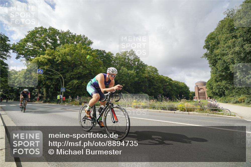 14.09.2025 - Stadtparktriathlon Michael Burmester http://msf.ph/oto/8894735 14.09.2025 12:35:37 Radfahren 1252, 1296, 1303, 1385, 1391, 1400, 1415 meine-sportfotos.de