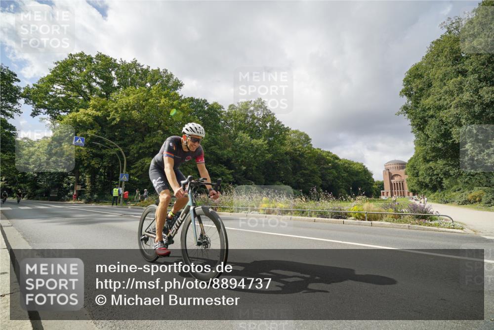 14.09.2025 - Stadtparktriathlon Michael Burmester http://msf.ph/oto/8894737 14.09.2025 12:35:38 Radfahren 1252, 1296, 1303, 1385, 1391, 1400, 1415 meine-sportfotos.de