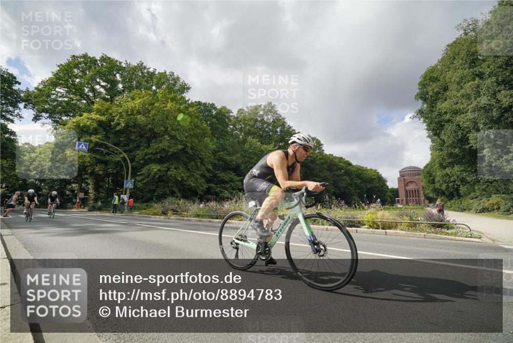 14.09.2025 - Stadtparktriathlon Michael Burmester http://msf.ph/oto/8894783 14.09.2025 12:37:18 Radfahren 1200, 1283, 1322, 1356, 1367, 1381, 1386, 1404, 1407 meine-sportfotos.de