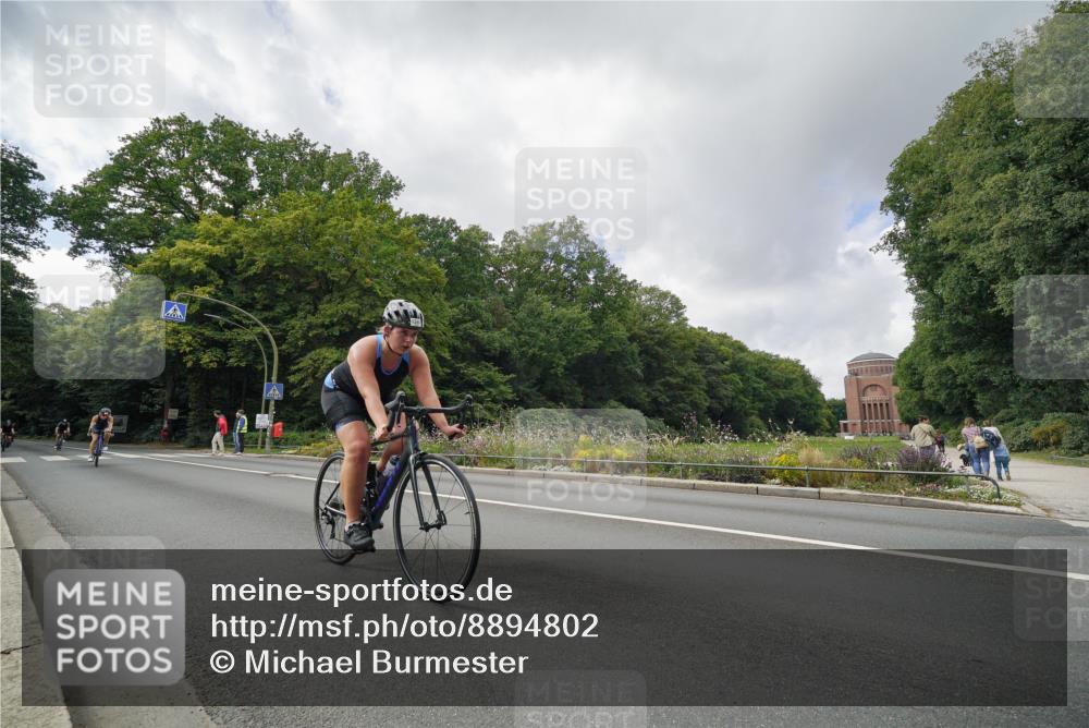 14.09.2025 - Stadtparktriathlon Michael Burmester http://msf.ph/oto/8894802 14.09.2025 12:38:00 Radfahren 1134, 1197, 1231, 1241, 1308, 1392, 1396 meine-sportfotos.de