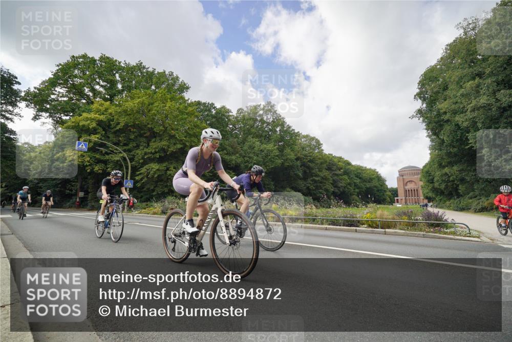 14.09.2025 - Stadtparktriathlon Michael Burmester http://msf.ph/oto/8894872 14.09.2025 12:40:35 Radfahren 1224, 1247, 1249, 1289, 1310, 1358, 1374, 1389 meine-sportfotos.de