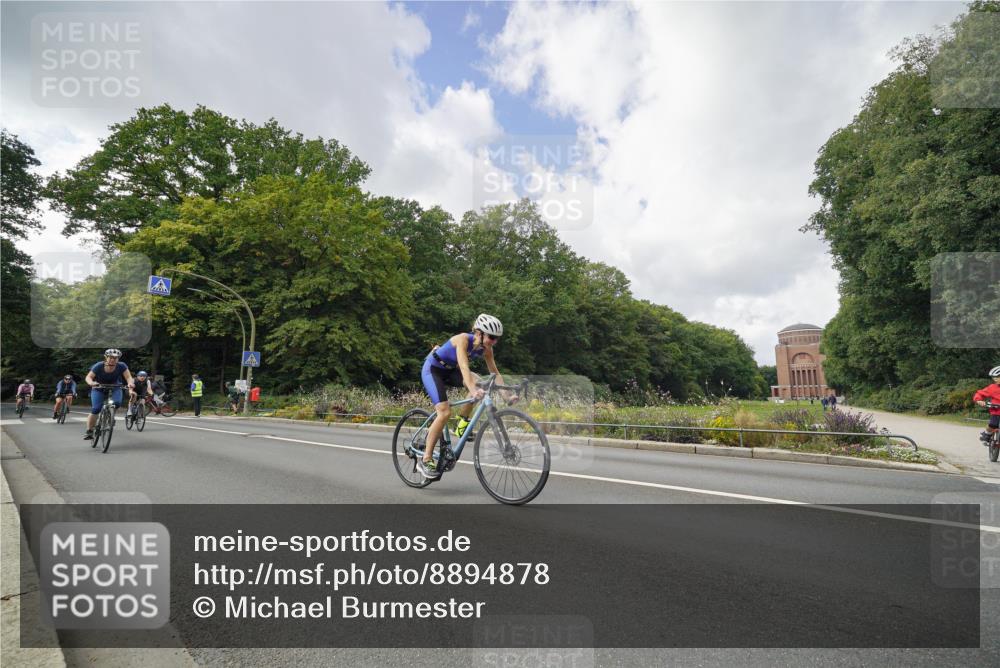 14.09.2025 - Stadtparktriathlon Michael Burmester http://msf.ph/oto/8894878 14.09.2025 12:40:44 Radfahren 1245, 1249, 1268, 1277, 1279, 1306, 1358 meine-sportfotos.de