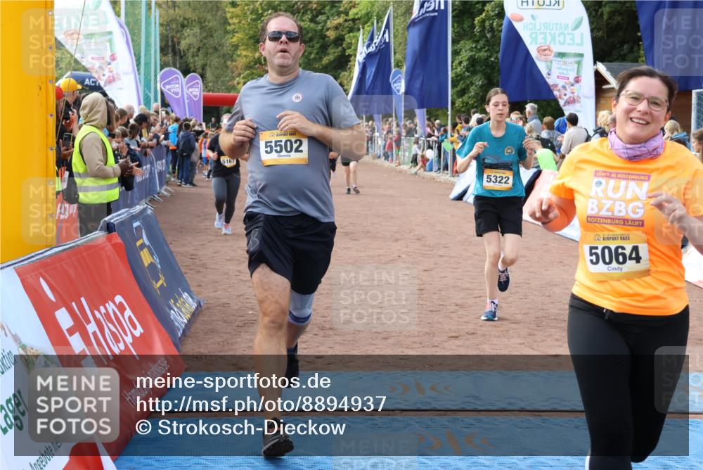 14.09.2025 - Airport Race Strokosch-Dieckow http://msf.ph/oto/8894937 14.09.2025 12:12:53 Ziel 70, 1663, 1948, 4010, 5064, 5167, 5168, 5322, 5383, 5440, 5502 meine-sportfotos.de