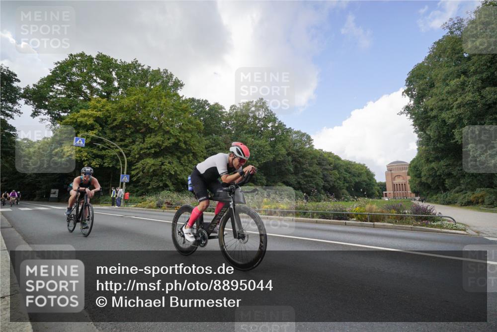 14.09.2025 - Stadtparktriathlon Michael Burmester http://msf.ph/oto/8895044 14.09.2025 12:47:47 Radfahren 1224, 1239, 1245, 1247, 1248, 1263, 1274, 1278, 1301, 1310, 1330, 1349, 1394, 1419 meine-sportfotos.de