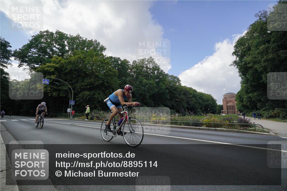 14.09.2025 - Stadtparktriathlon Michael Burmester http://msf.ph/oto/8895114 14.09.2025 12:50:21 Radfahren 1222, 1250, 1331, 1334, 1361, 1383 meine-sportfotos.de