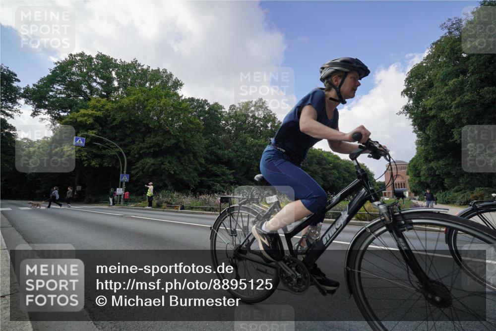 14.09.2025 - Stadtparktriathlon Michael Burmester http://msf.ph/oto/8895125 14.09.2025 12:50:34 Radfahren 1222, 1232, 1277, 1329, 1365, 1405 meine-sportfotos.de