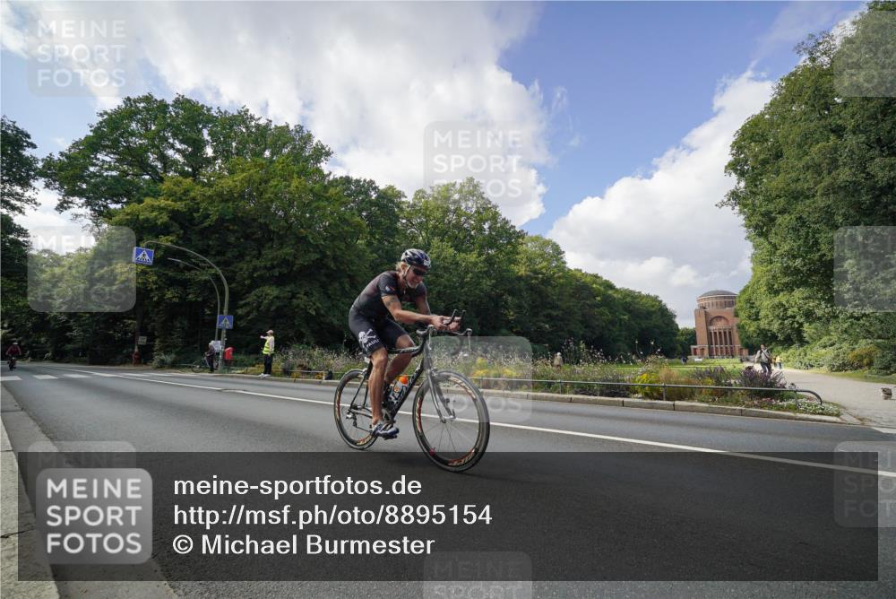 14.09.2025 - Stadtparktriathlon Michael Burmester http://msf.ph/oto/8895154 14.09.2025 12:51:42 Radfahren 1236, 1252, 1267, 1276, 1296, 1356 meine-sportfotos.de