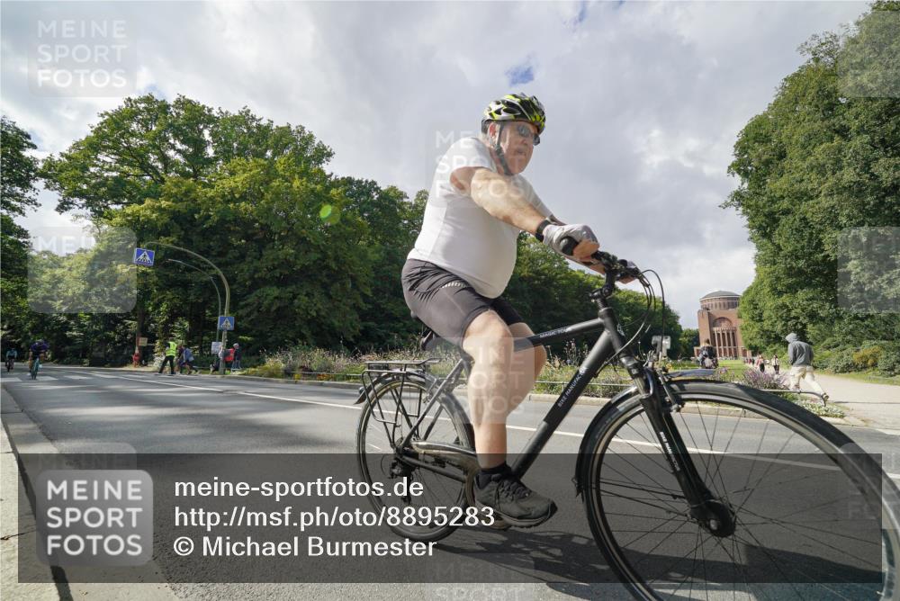 14.09.2025 - Stadtparktriathlon Michael Burmester http://msf.ph/oto/8895283 14.09.2025 12:57:49 Radfahren 1100, 1336, 1365, 1371, 1426 meine-sportfotos.de
