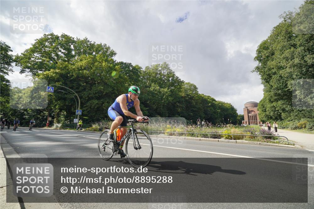 14.09.2025 - Stadtparktriathlon Michael Burmester http://msf.ph/oto/8895288 14.09.2025 12:58:05 Radfahren 1268, 1288, 1328, 1373, 1383, 1386, 1521 meine-sportfotos.de