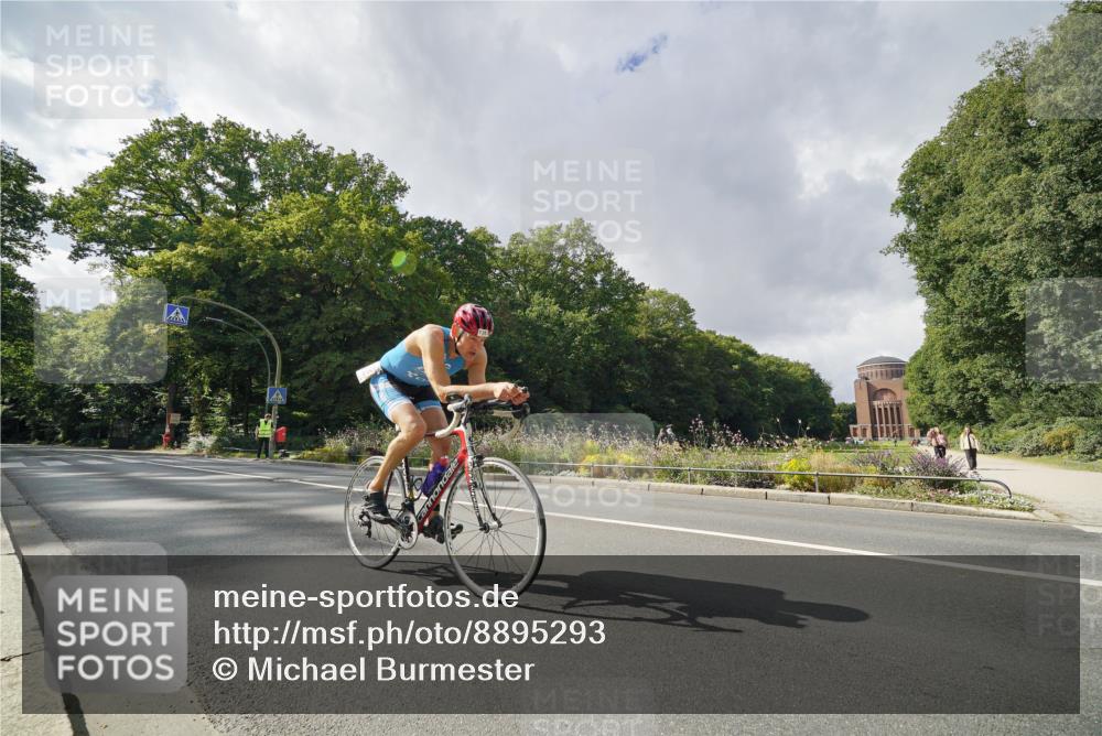 14.09.2025 - Stadtparktriathlon Michael Burmester http://msf.ph/oto/8895293 14.09.2025 12:58:10 Radfahren 1268, 1288, 1373, 1383, 1386, 1521 meine-sportfotos.de