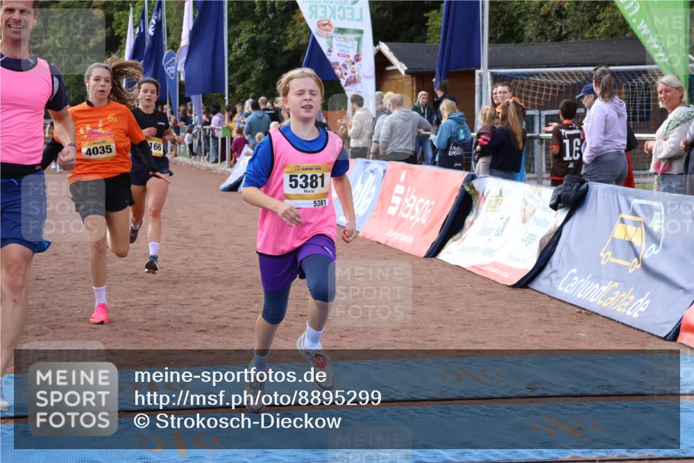 14.09.2025 - Airport Race Strokosch-Dieckow http://msf.ph/oto/8895299 14.09.2025 12:14:11 Ziel 4035, 4166, 5134, 5344, 5381, 5496 meine-sportfotos.de