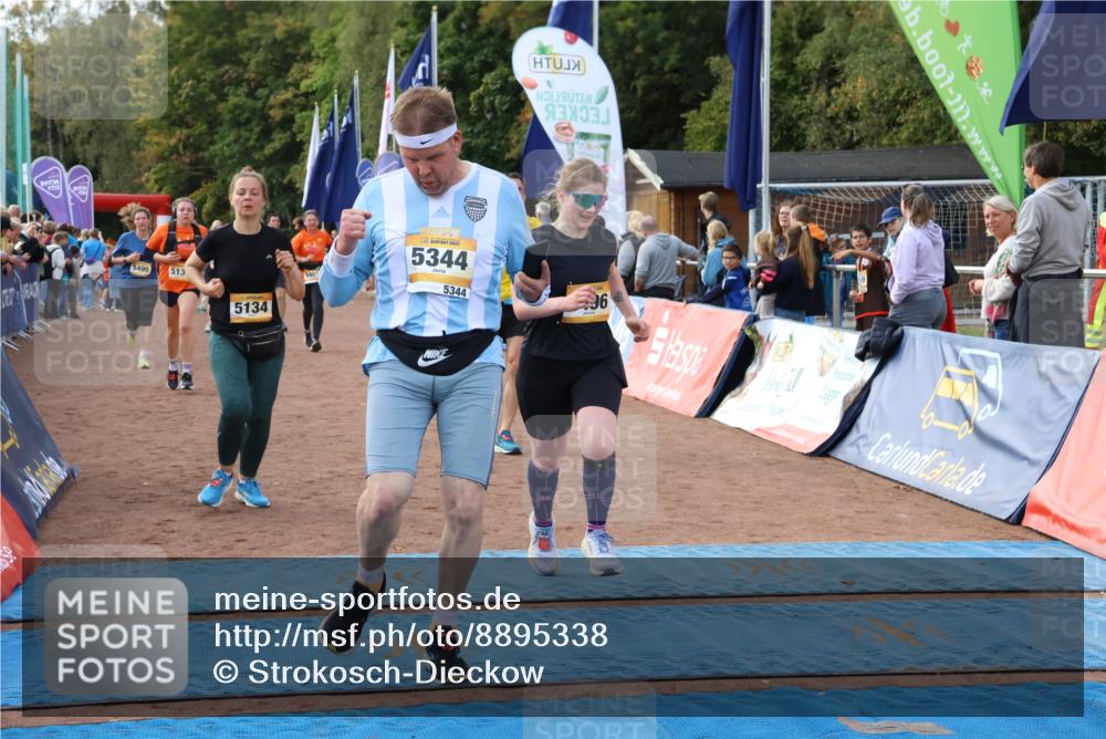 14.09.2025 - Airport Race Strokosch-Dieckow http://msf.ph/oto/8895338 14.09.2025 12:14:19 Ziel 295, 502, 5117, 5131, 5134, 5192, 5344, 5401, 5490, 5496 meine-sportfotos.de