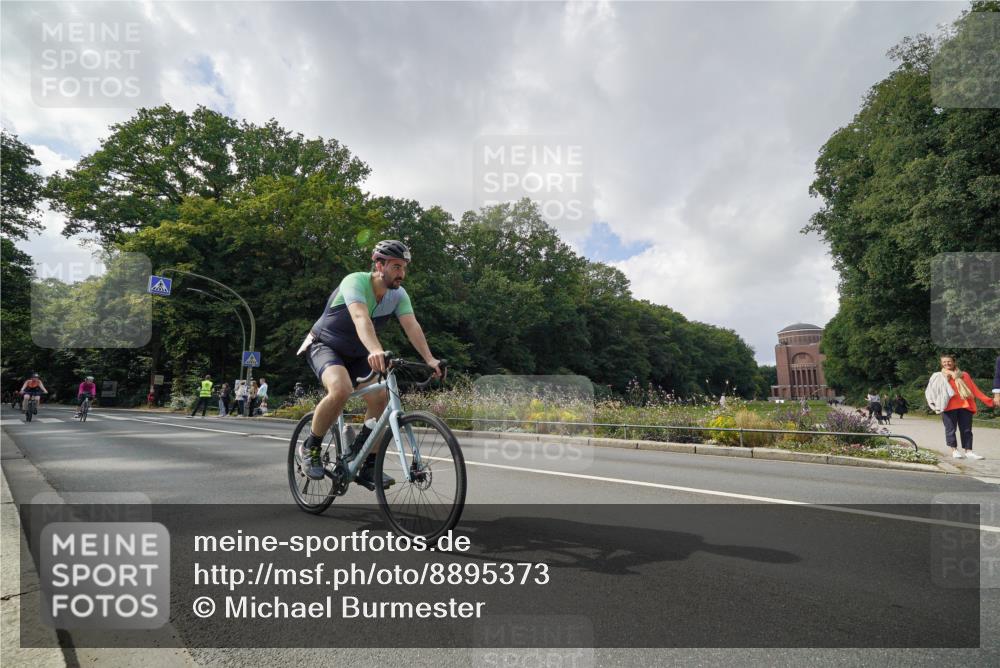 14.09.2025 - Stadtparktriathlon Michael Burmester http://msf.ph/oto/8895373 14.09.2025 13:01:15 Radfahren 1236, 1303, 1341, 1353, 1360, 1504, 1506, 1507 meine-sportfotos.de