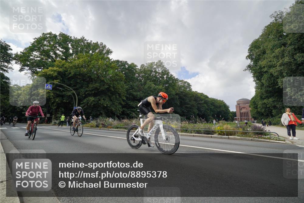 14.09.2025 - Stadtparktriathlon Michael Burmester http://msf.ph/oto/8895378 14.09.2025 13:01:20 Radfahren 1236, 1303, 1341, 1353, 1360, 1368, 1420, 1438, 1439, 1454, 1496, 1504, 1506, 1507, 1508, 1515 meine-sportfotos.de