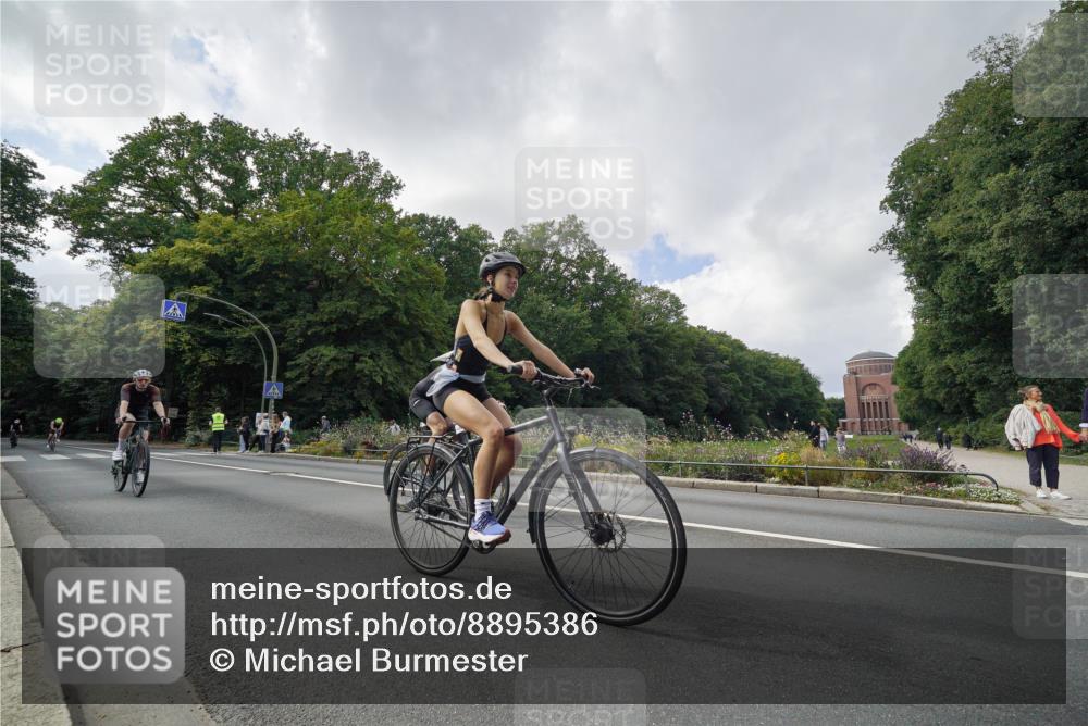 14.09.2025 - Stadtparktriathlon Michael Burmester http://msf.ph/oto/8895386 14.09.2025 13:01:27 Radfahren 1236, 1368, 1420, 1438, 1439, 1453, 1454, 1469, 1479, 1496, 1506, 1508, 1515 meine-sportfotos.de