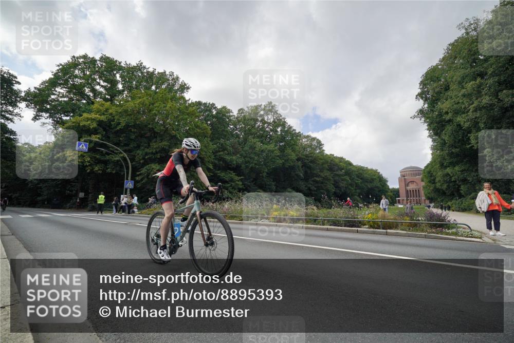 14.09.2025 - Stadtparktriathlon Michael Burmester http://msf.ph/oto/8895393 14.09.2025 13:01:36 Radfahren 1419, 1447, 1453, 1469, 1479, 1480 meine-sportfotos.de