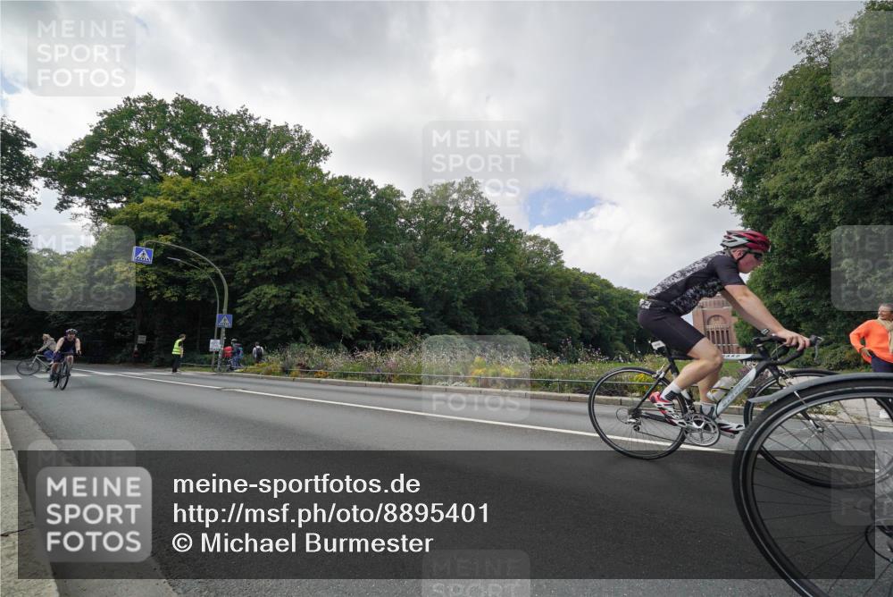 14.09.2025 - Stadtparktriathlon Michael Burmester http://msf.ph/oto/8895401 14.09.2025 13:01:59 Radfahren 1323, 1410, 1436, 1463, 1501, 1514 meine-sportfotos.de