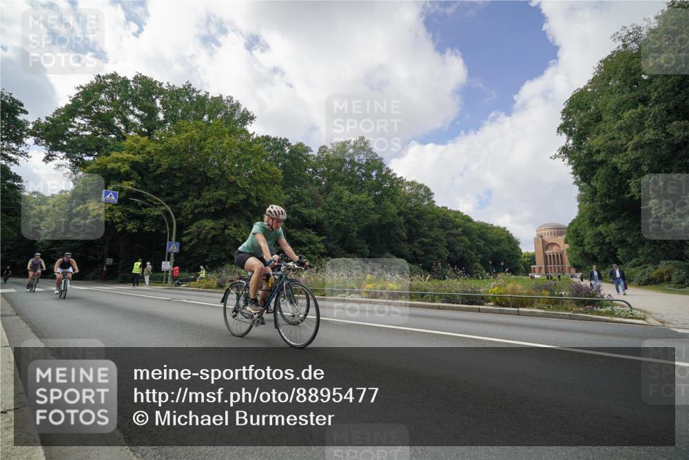 14.09.2025 - Stadtparktriathlon Michael Burmester http://msf.ph/oto/8895477 14.09.2025 13:04:47 Radfahren 1246, 1307, 1358, 1386, 1455, 1474, 1521 meine-sportfotos.de