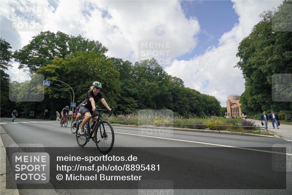 14.09.2025 - Stadtparktriathlon Michael Burmester http://msf.ph/oto/8895481 14.09.2025 13:04:54 Radfahren 1246, 1365, 1386, 1455, 1474, 1521 meine-sportfotos.de