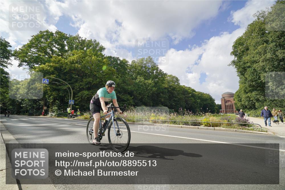 14.09.2025 - Stadtparktriathlon Michael Burmester http://msf.ph/oto/8895513 14.09.2025 13:06:12 Radfahren 1335, 1336, 1345, 1392, 1484 meine-sportfotos.de