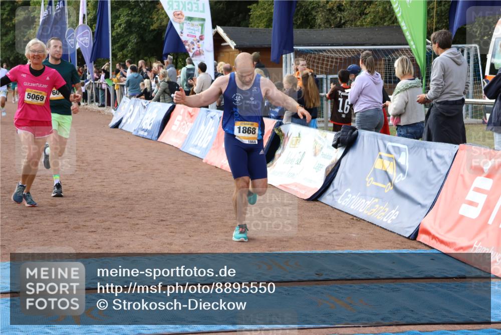 14.09.2025 - Airport Race Strokosch-Dieckow http://msf.ph/oto/8895550 14.09.2025 12:15:11 Ziel 176, 287, 607, 938, 1868, 4060, 5069, 5372 meine-sportfotos.de