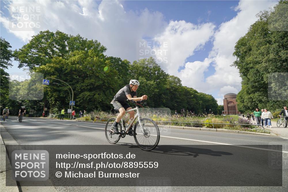 14.09.2025 - Stadtparktriathlon Michael Burmester http://msf.ph/oto/8895559 14.09.2025 13:08:40 Radfahren 1360, 1368, 1420, 1481, 1496, 1498, 1506, 1514, 1518 meine-sportfotos.de