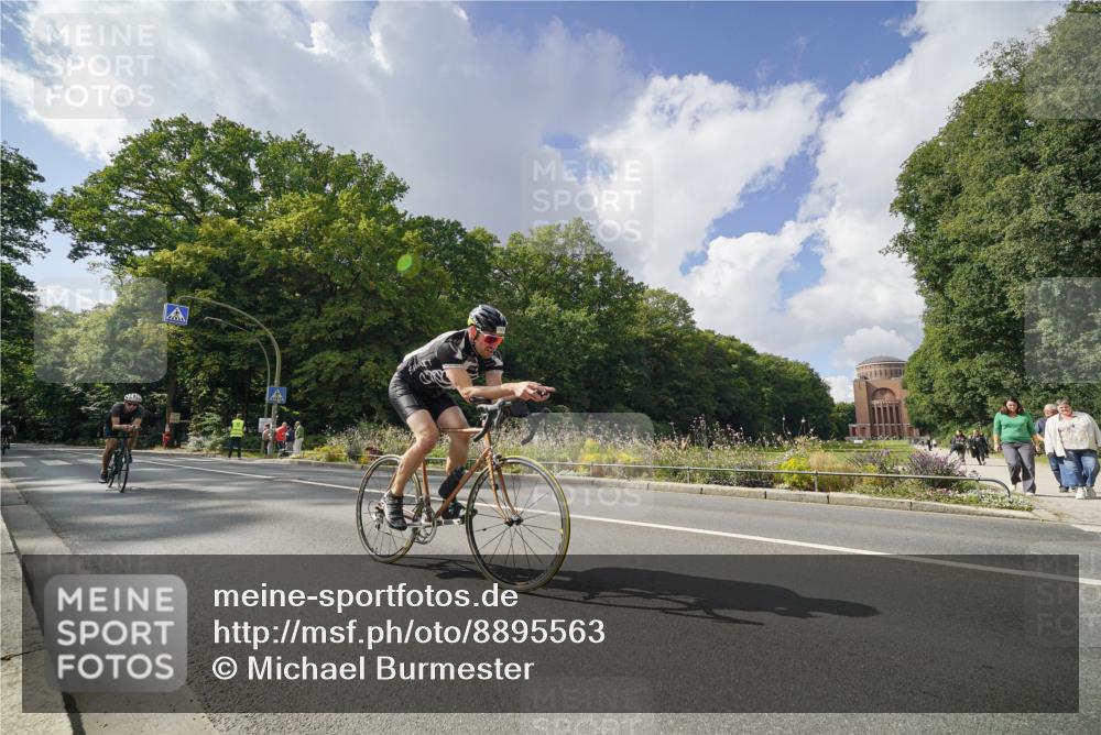 14.09.2025 - Stadtparktriathlon Michael Burmester http://msf.ph/oto/8895563 14.09.2025 13:08:43 Radfahren 1368, 1420, 1481, 1496, 1498, 1506, 1514, 1518 meine-sportfotos.de