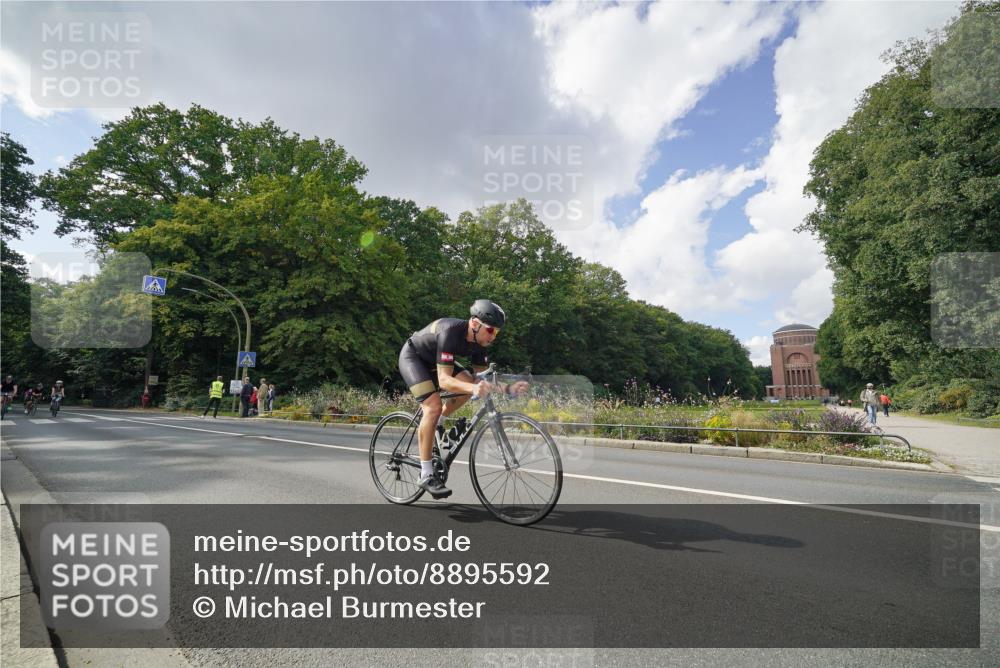14.09.2025 - Stadtparktriathlon Michael Burmester http://msf.ph/oto/8895592 14.09.2025 13:10:17 Radfahren 1349, 1384, 1387, 1403, 1436, 1438, 1439, 1467, 1480, 1488, 1499, 1501 meine-sportfotos.de
