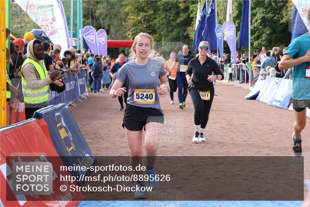 14.09.2025 - Airport Race Strokosch-Dieckow http://msf.ph/oto/8895626 14.09.2025 12:15:22 Ziel 596, 730, 836, 938, 1275, 4060, 5011, 5107, 5209, 5217, 5240, 5263, 5443 meine-sportfotos.de