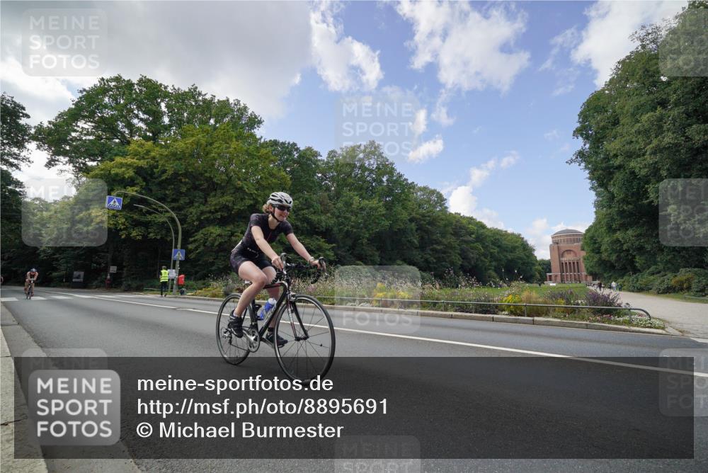 14.09.2025 - Stadtparktriathlon Michael Burmester http://msf.ph/oto/8895691 14.09.2025 13:15:12 Radfahren 1451, 1471, 1514, 1538 meine-sportfotos.de