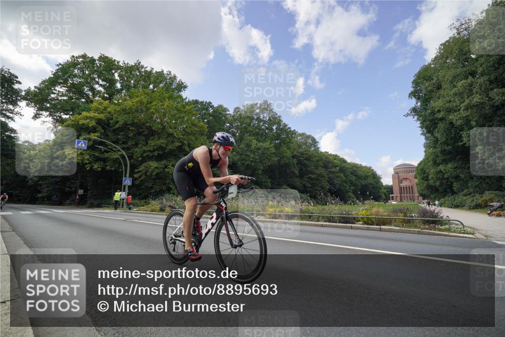 14.09.2025 - Stadtparktriathlon Michael Burmester http://msf.ph/oto/8895693 14.09.2025 13:15:14 Radfahren 1451, 1471, 1514, 1538 meine-sportfotos.de